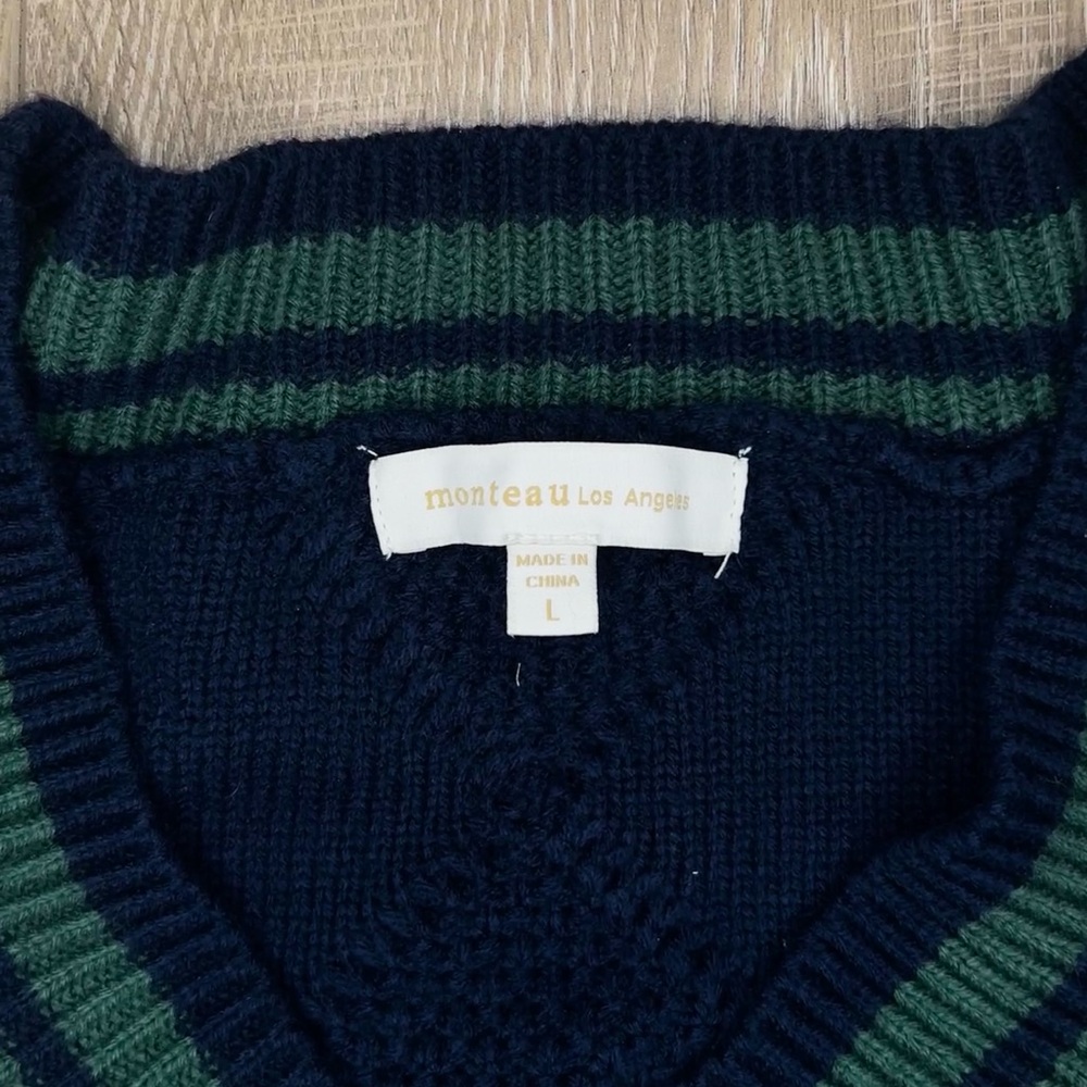 MONTEAU Los Angeles V neck sweater